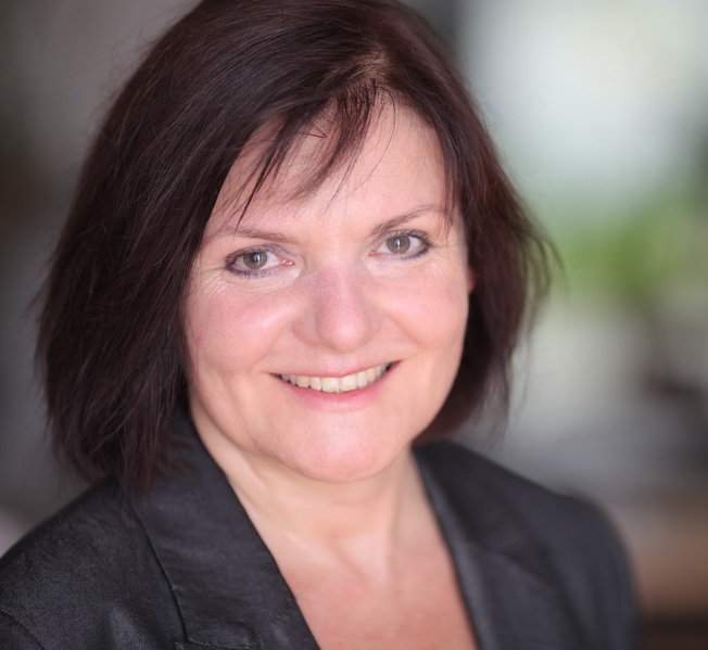  Beatrice Stalder